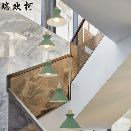 ins 스타일 마카롱 알루미늄 노르딕 계단장 샹들리에 심플하고 모던한 복식 로프트 계단 간 샹들리에