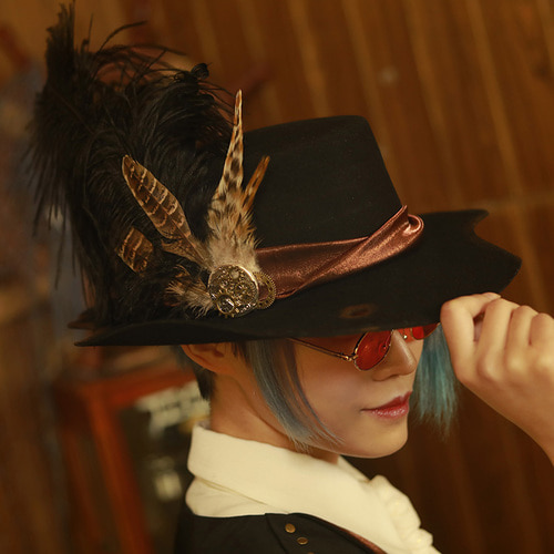 Mr. Yi steampunk 컨티넨탈 불타 뜨거운 구멍 양모 낡은 검은 해적 스타일 로빈 후드 카우보이 깃털 모자
