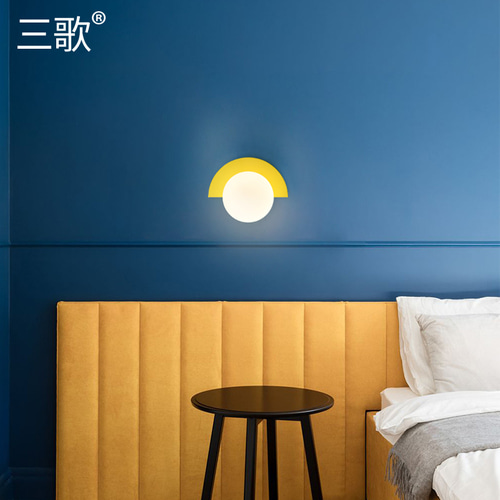 북유럽 침대 헤드 라이트 현대적인 미니멀리스트 크리 에이 티브 아트 거실 배경 벽 장식 빛 럭셔리 비정상적인 식사 침실 벽 빛